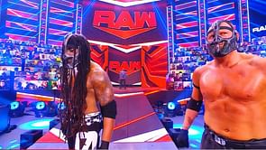 WWE RAW - 5 Possible surprises- Major face turn, Ultimate betrayal, Big return