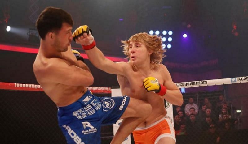 Paddy Pimblett punches Julian Erosa in Cage Warriors Unplugged (photo courtesy of Cage Warriors)
