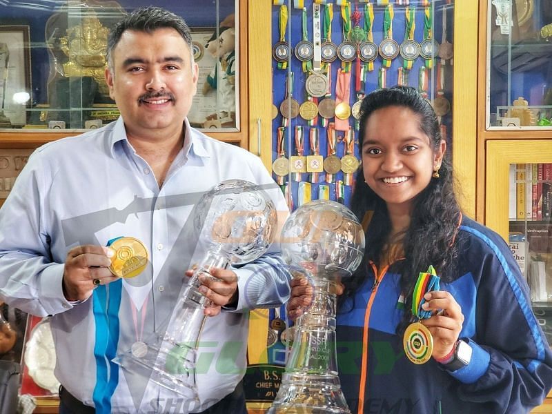 Elavenil with her mentor Olympian Gagan Narang (Source: Elavenil&#039;s Twitter handle)