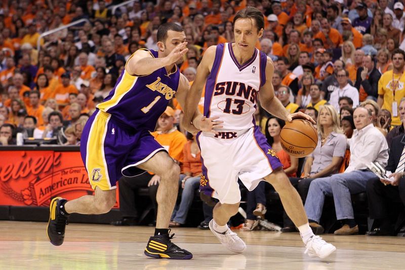 Steve Nash #13 of the Phoenix Suns
