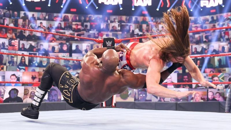 Bobby Lashley faced former US Champion Riddle on WWE RAW last night