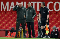 "He'll definitely play football for us again" - Manchester United boss Ole Gunnar Solskjaer on David de Gea