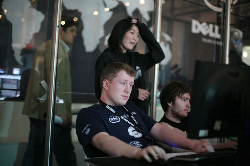 Azael in his early days, when he was a pro WoW player
