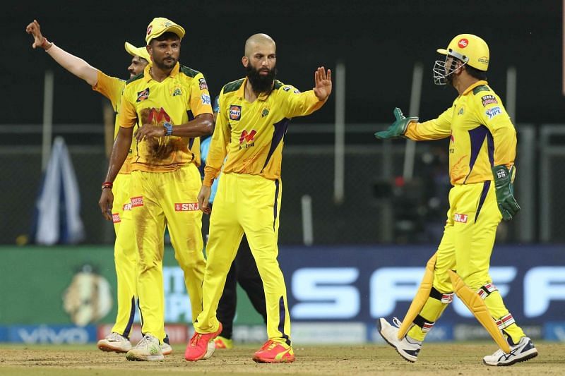 Moeen Ali( centre) has done well with bat and ball so far. (Image Courtesy: IPLT20.com)