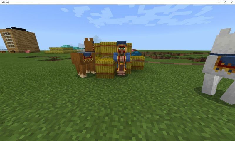 Feeding these Minecraft mobs hay bales will put them in love mode (Image via Mojang)