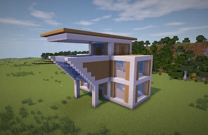 The next step for players is to fill in the mansion with tinted windows (Image via YT, Greg Builds)