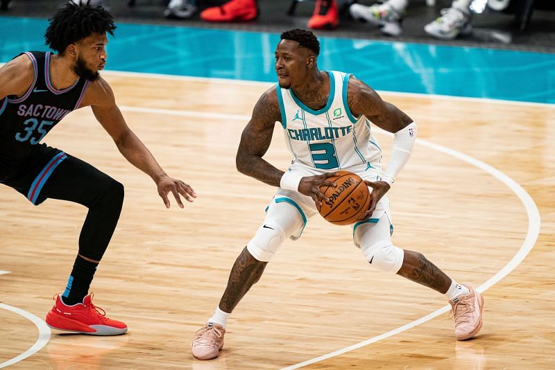 Terry Rozier #3 (right) of the Charlotte Hornets