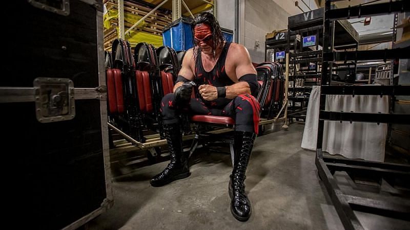 WWE सुपरस्टार केन