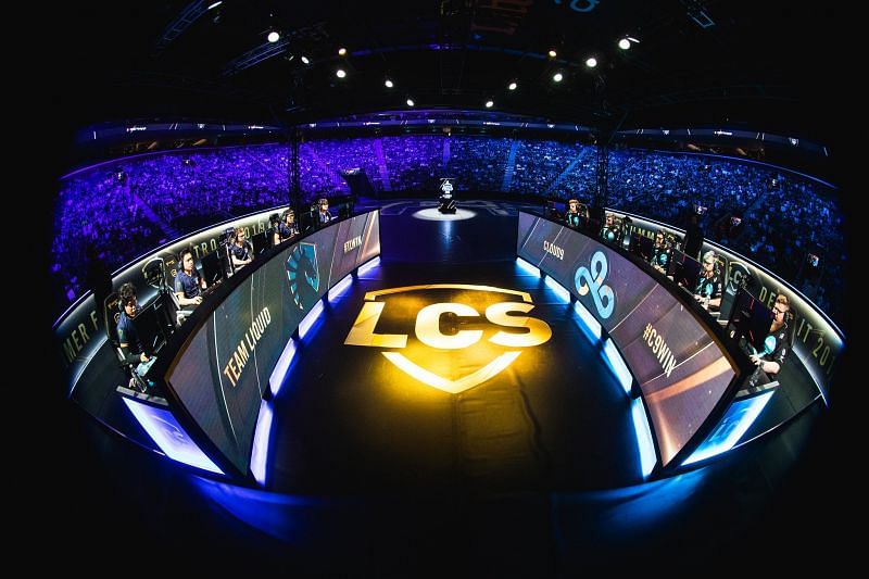 Mobalytics has partnered with the League of Legends LCS (Image via LCS)