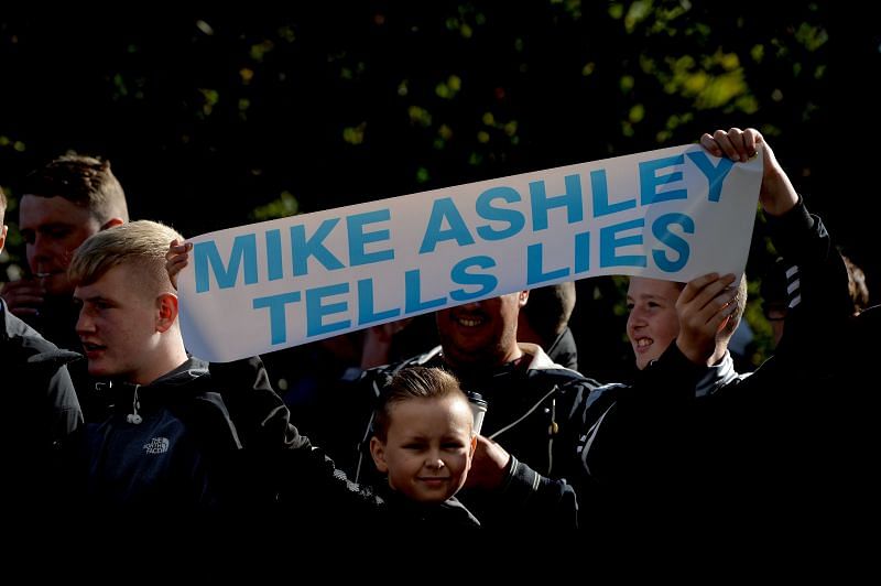 Newcastle United fans do not enjoy a good relationship with Mike Ashley