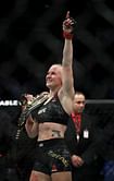 Watch: Valentina Shevchenko celebrated her dominant UFC 261 win over Jessica Andrade with her trademark dance