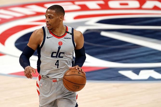5 NBA MVPs in the regular season who got eliminated in the first round of playoffs