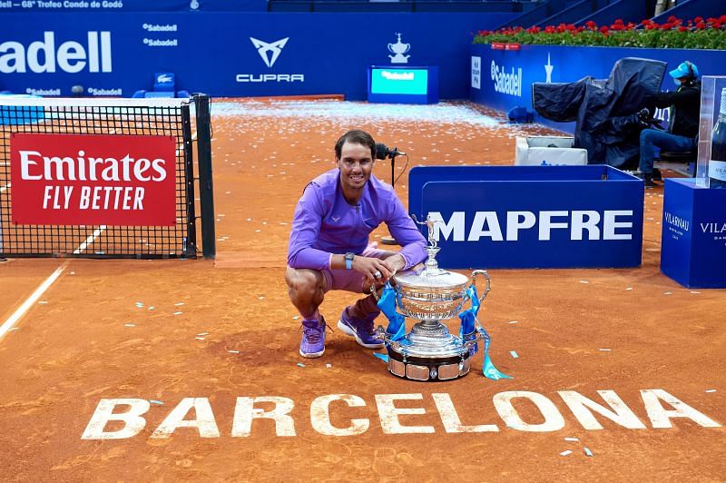Rafael Nadal with his 2021 Barcelona Open title.