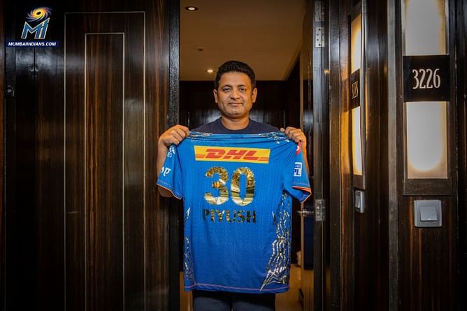IPL 2021: Zaheer Khan explains why Mumbai Indians bought Piyush Chawla