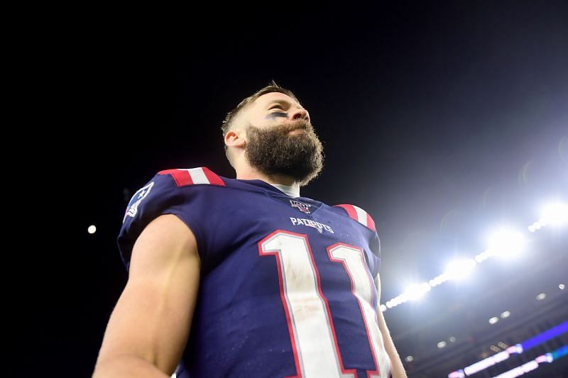 Gronk: '69% chance' Edelman joins Buccaneers