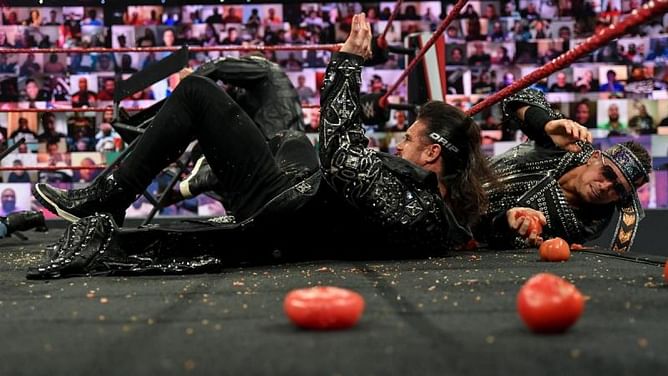 "It's embarrassing" - Vince Russo slams tomato segment on WWE RAW [Exclusive]