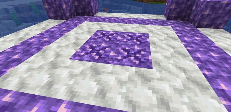 Shown: The difference between Amethyst and Budding Amethyst (Image via Minecraft)