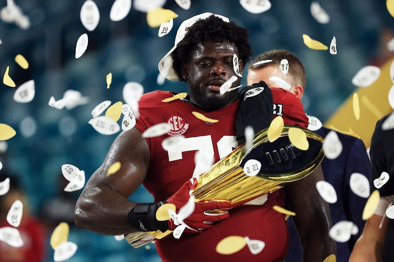 2021 NFL Draft Player Profiles: Alabama OT Alex Leatherwood