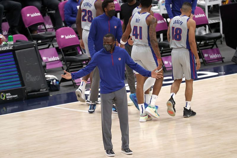 Pistons head coach Dwane Casey questions a call.