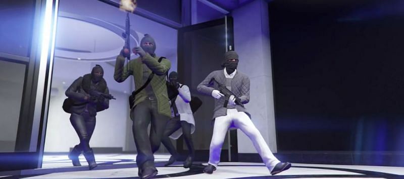 Keeping a low profile and avoiding unwanted attention is always the ideal way to approach a mission in GTA Online (Image via pressstarthub.co)