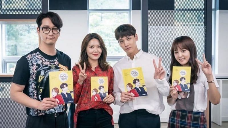 The cast of So I Married An Anti-Fan for the first script reading in 2018 (Image via Instagram)