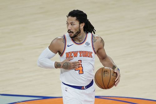 Derrick Rose (#4) of the New York Knicks