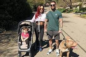 Cody Garbrandt&#039;s wife and his son
