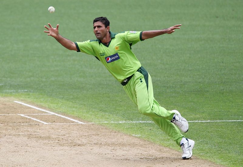 Abdul Razzaq played 265 ODIs for Pakistan.