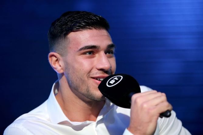 Is Tommy Fury related to Tyson Fury?