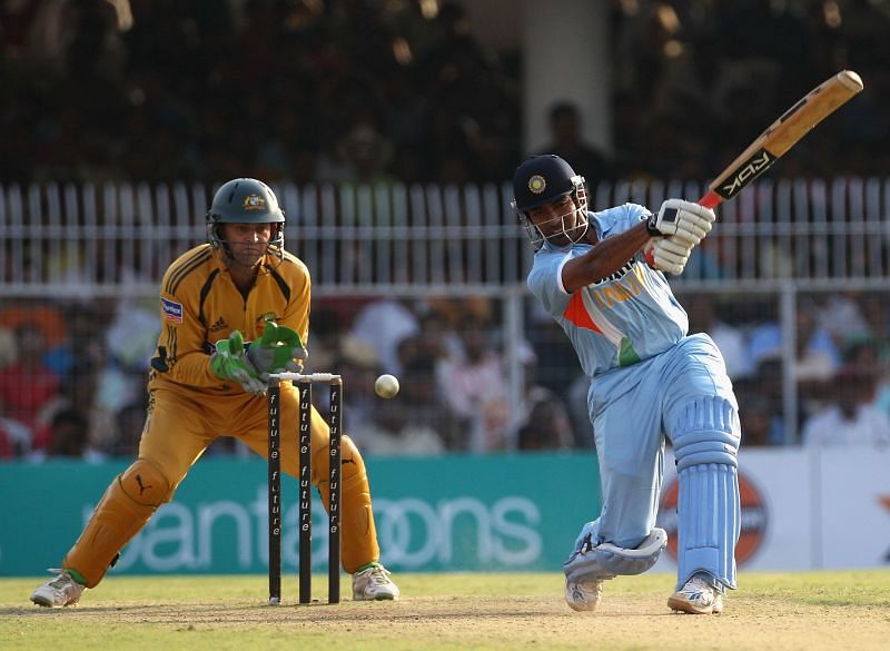 Robin Uthappa in action against Australia