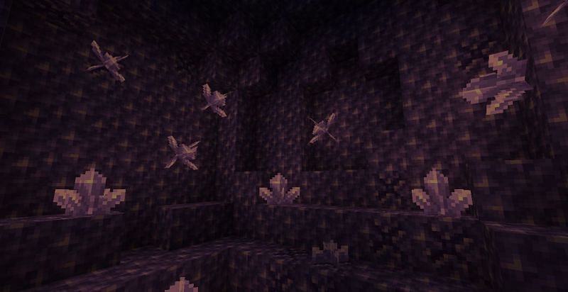 Amethyst blocks in a geode (Image via Minecraft)