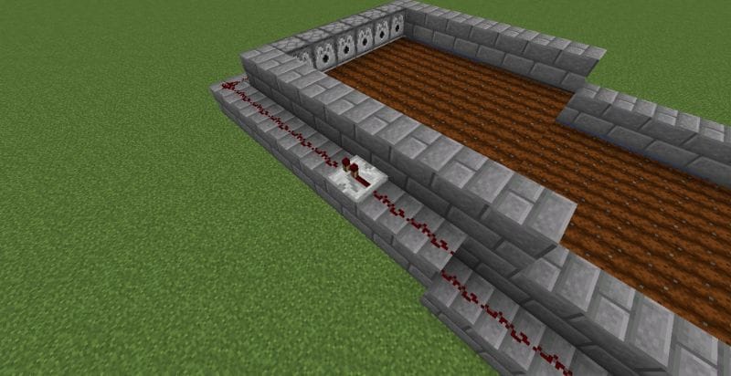 How to build a working farm harvester in Minecraft