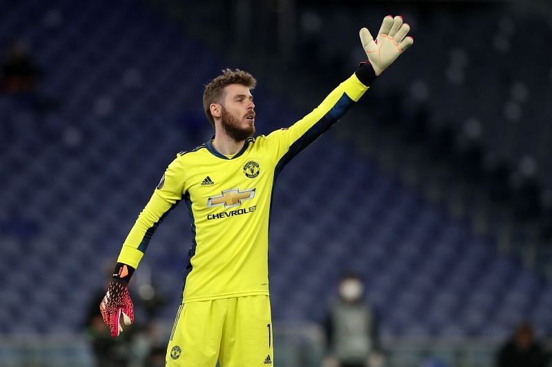 David de Gea pulled off a series of fine saves against AS Roma