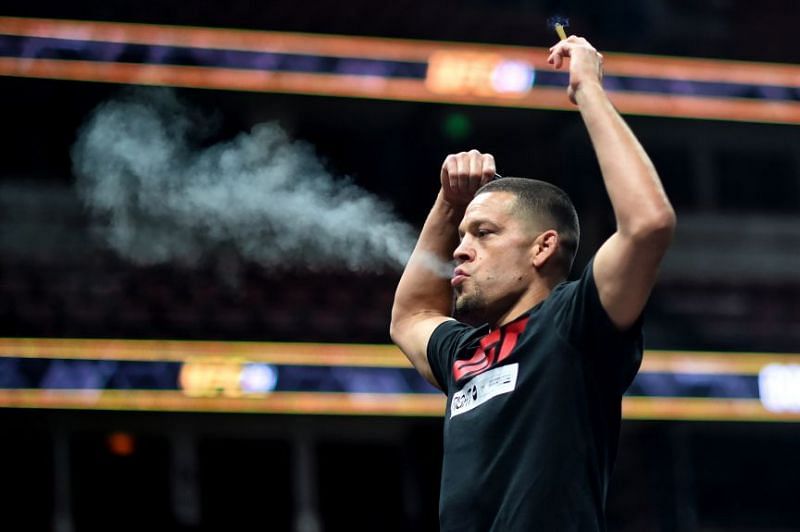 Nate Diaz smoking at UFC 241 open work-outs (Image Credits: ocregister.com)