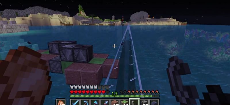Minecraft Redditor Creates A Redstone Contraption That Drains Ocean Monuments