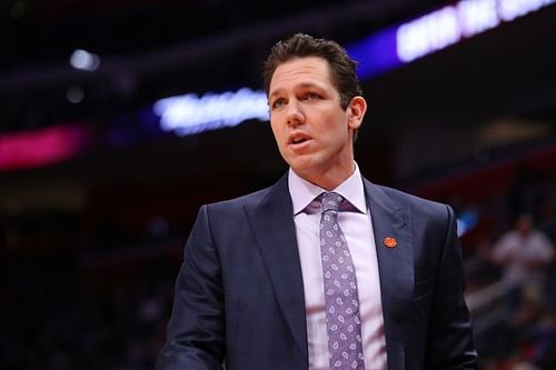 Luke Walton of the Sacramento Kings