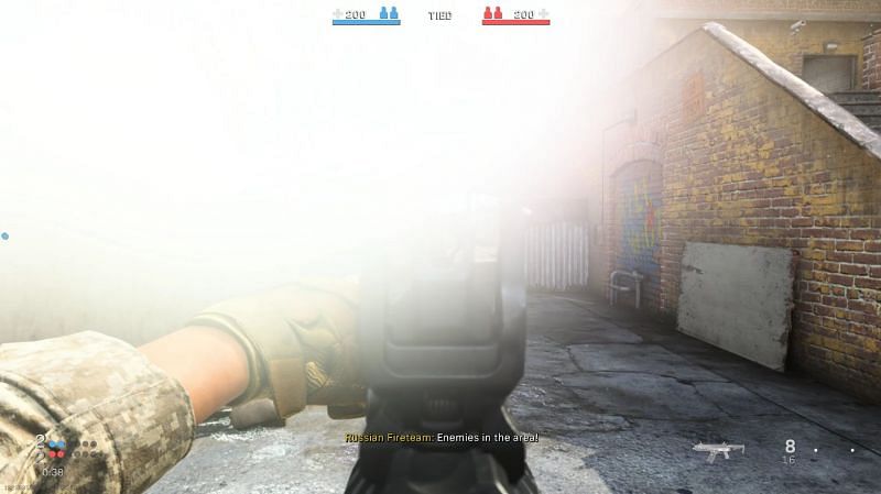 A terrible case of lens flare in Modern Warfare caught by redditor u/PiRho517