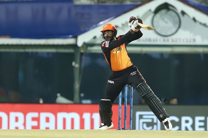 IPL 2021: "SRH should reconsider Vijay Shankar's place in the team" - Aakash Chopra