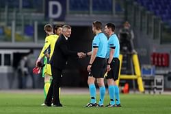 Rio Ferdinand and Paul Scholes give their predictions for Europa League final between Manchester United and Villarreal