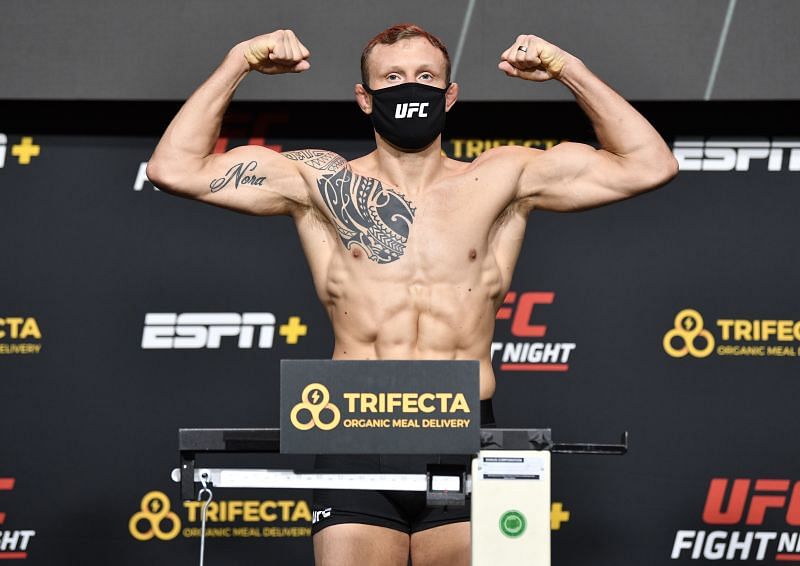 UFC Fight Night Hermansson v Vettori: Weigh-Ins