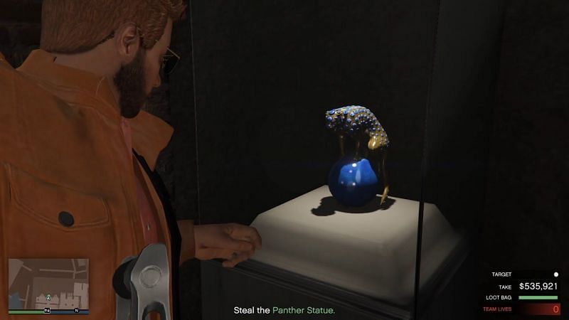 GTA Online&#039;s Cayo Perico Heist usually has the Panther Statue locked unless Rockstar enables it server-side (image via IsuckAtDriving, YouTube)