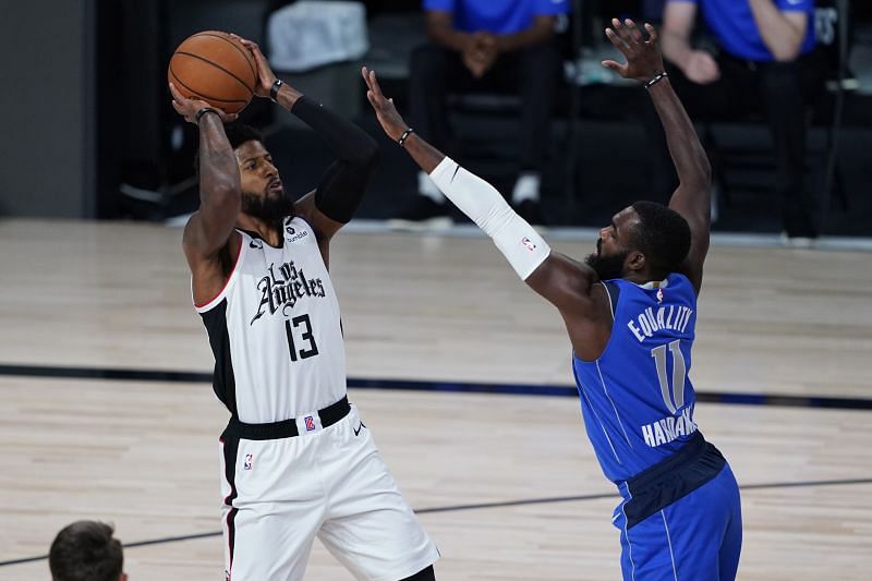 Paul George of the LA Clippers against the Dallas Mavericks