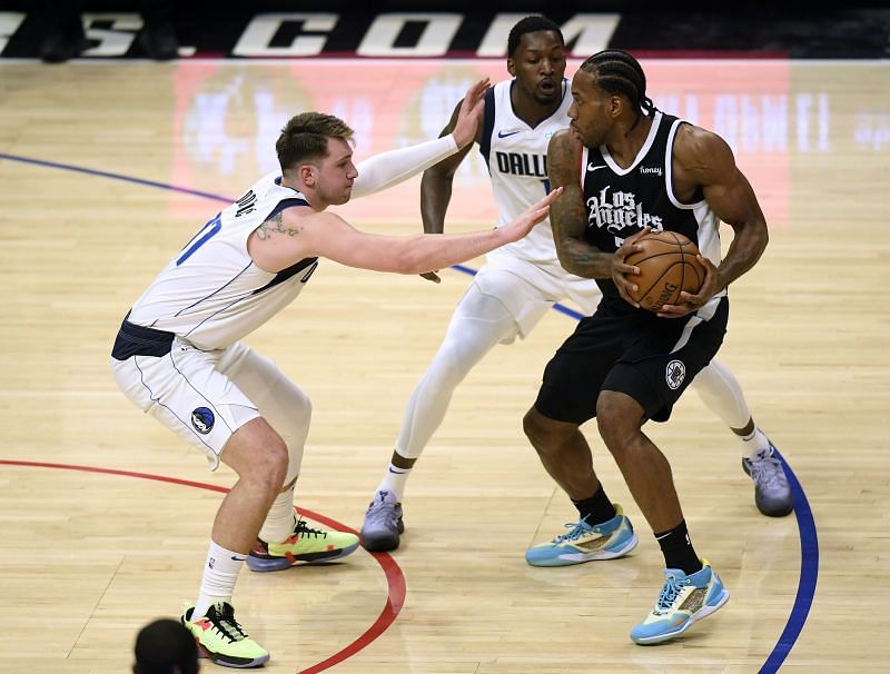 Dallas Mavericks v Los Angeles Clippers