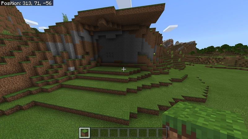 Terraforming land to build a hobbit hole Minecraft