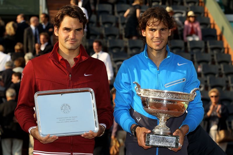 Roger Federer (L) and Rafael Nadal at the 2011 French Open