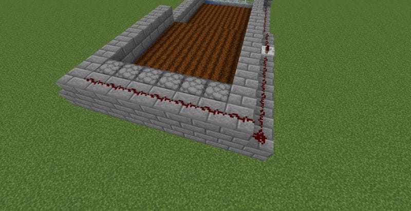 How to build a working farm harvester in Minecraft