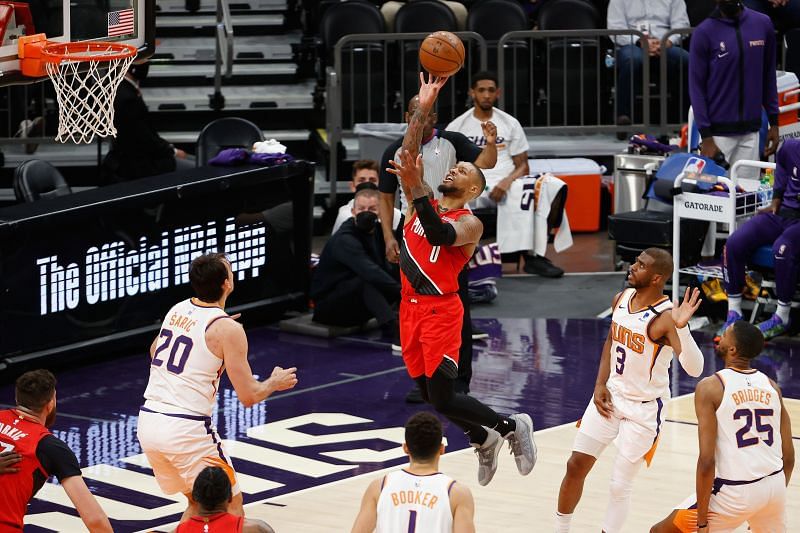 Damian Lillard of the Portland Trail Blazers hits a floater against the Phoenix Suns