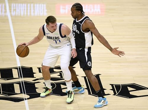 Dallas Mavericks v Los Angeles Clippers