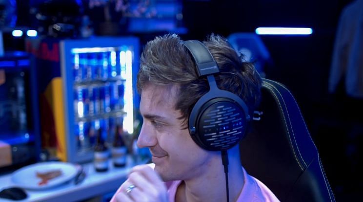 The Evolution of Ninja's Blue Hair on Twitch - wide 5