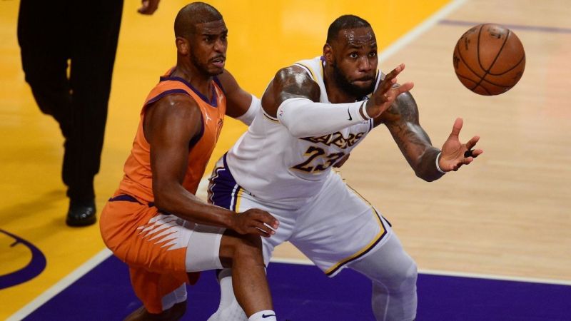 LA Lakers' LeBron James and Phoenix Suns' Chris Paul